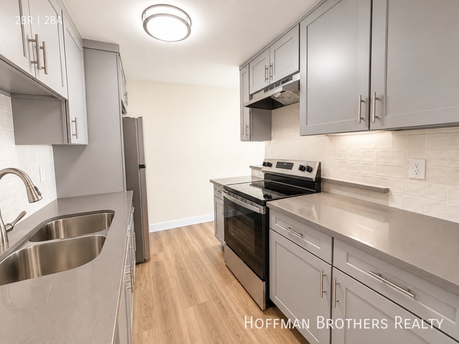 8140 Langdon Ave Unit 34