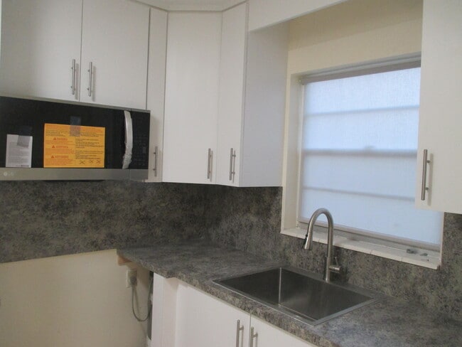 Photo - 31 Canterbury B