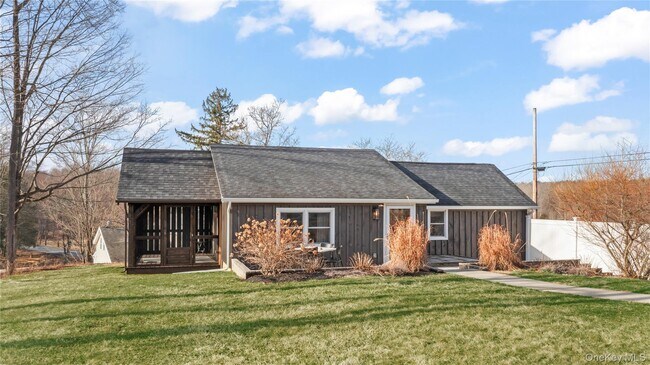 177 White Schoolhouse Rd