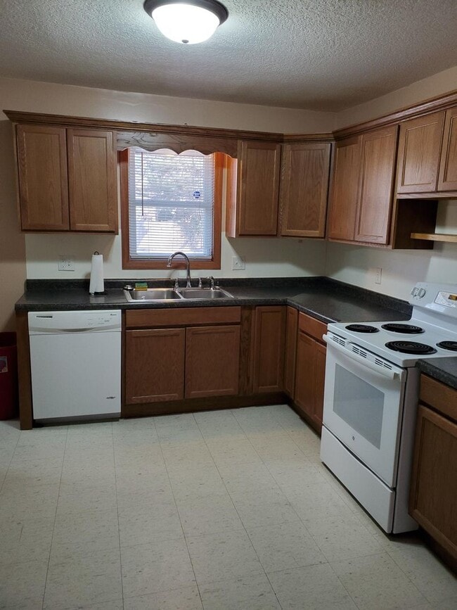 Building Photo - COMING SOON...Clean & Neat Ranch home Just...