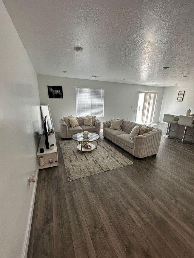 Photo - Charming Townhome