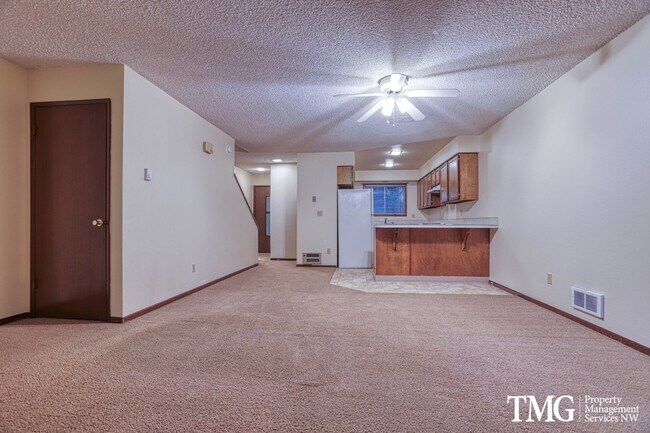 15708-15708 SE 3rd St Unit 15706