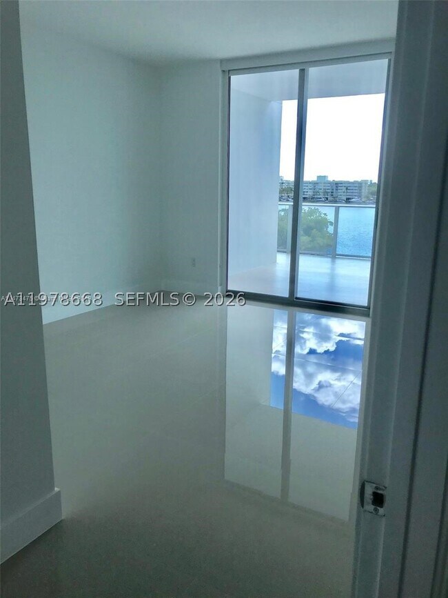 Photo - 17111 Biscayne Blvd Unit 408