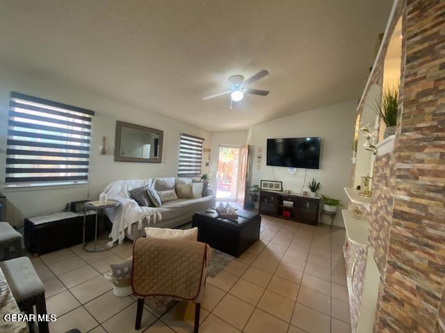 Photo - 10473 Valle del Mar Dr