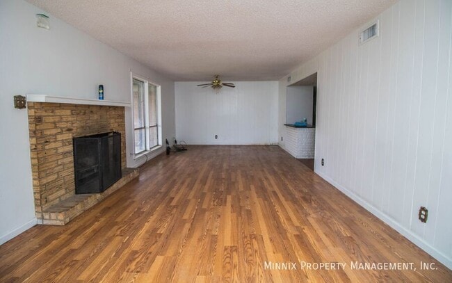 Photo - 1906 N Pecos St