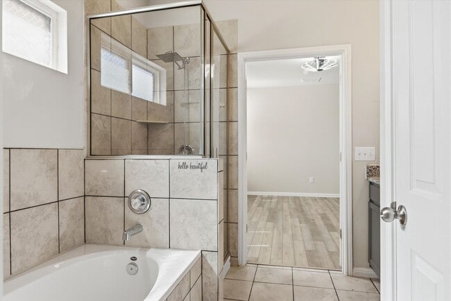 Photo - 6400 Mary Lewis Dr