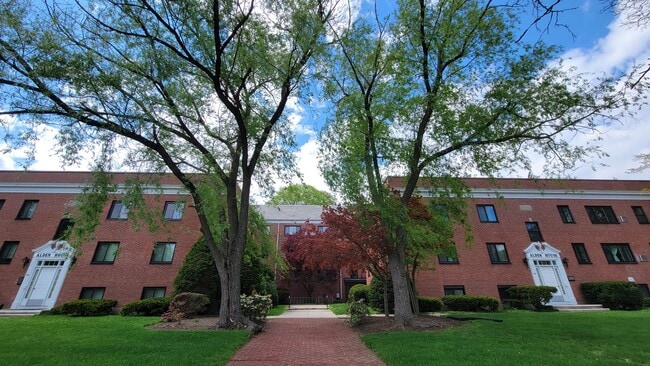 Photo - 572 Whitney Ave Unit 3E