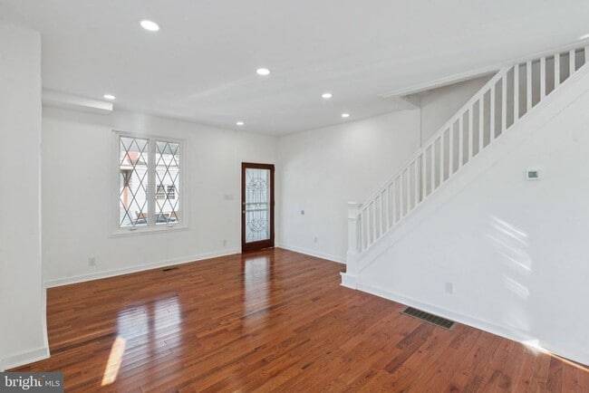 Photo - 1200 S Ruby St