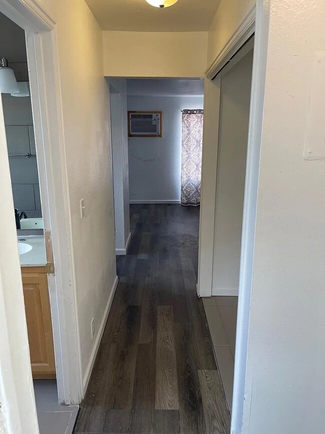 Photo - 231 Montgomery St W