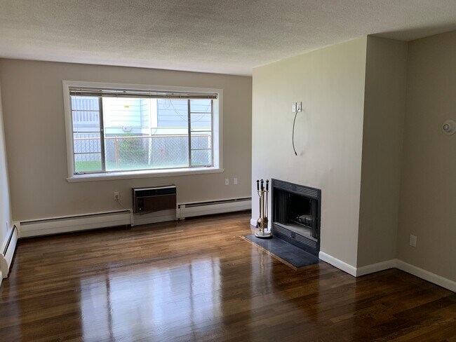 Photo - 50 Evergreen St Unit 28