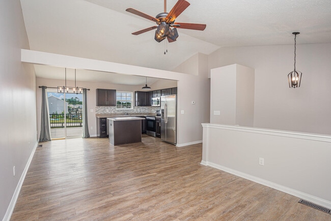 Photo - 1157 Gemstone Pointe Dr