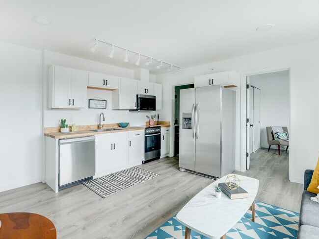 7710 SE Mitchell St Unit 304