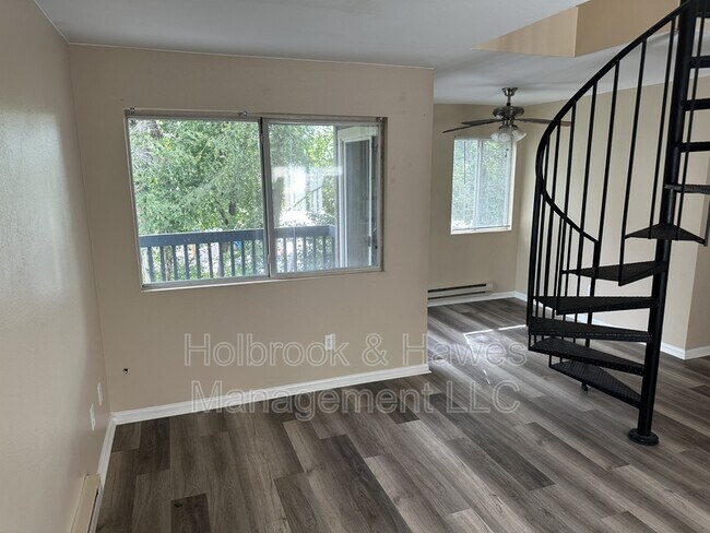 Photo - 4531 Boardwalk Dr