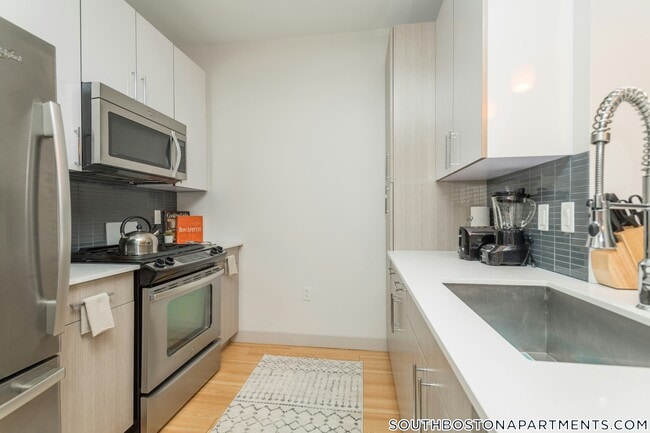 Photo - 320 D St Unidad 106