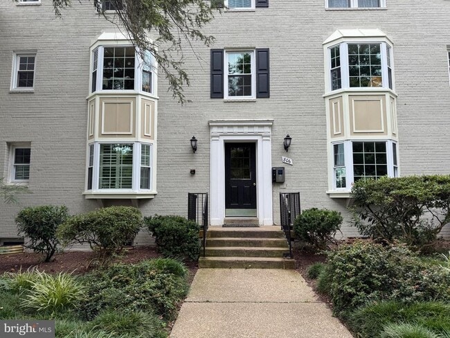 Building Photo - 806 S Arlington Mill Dr Unit 104 Rental