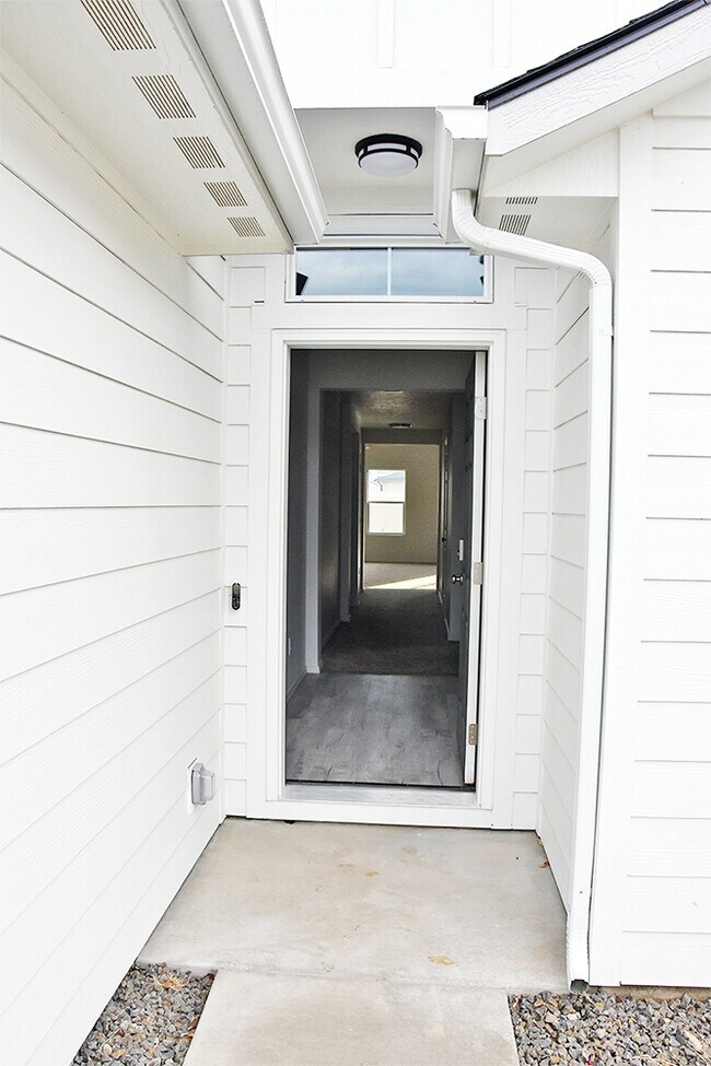 Photo - 17680 N Pegram Way