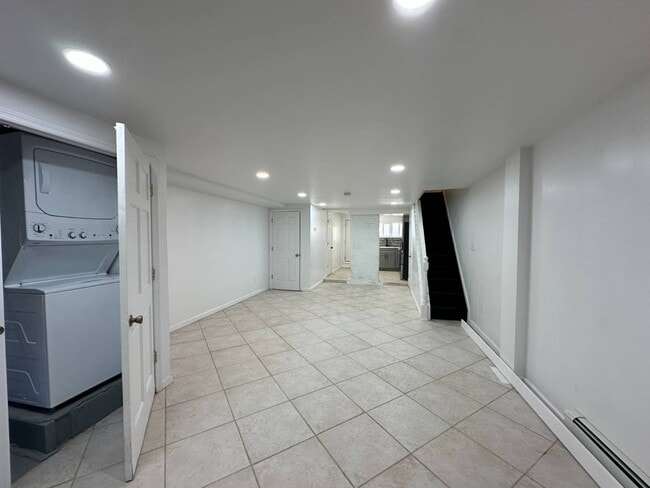 Photo - 101 Pioneer St