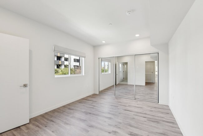 2 BR, 2 BA Example - Bedroom Example - The Dream on Tamarind