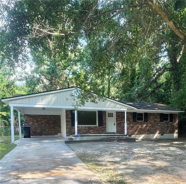 Building Photo - 2466 Madrid Dr Rental