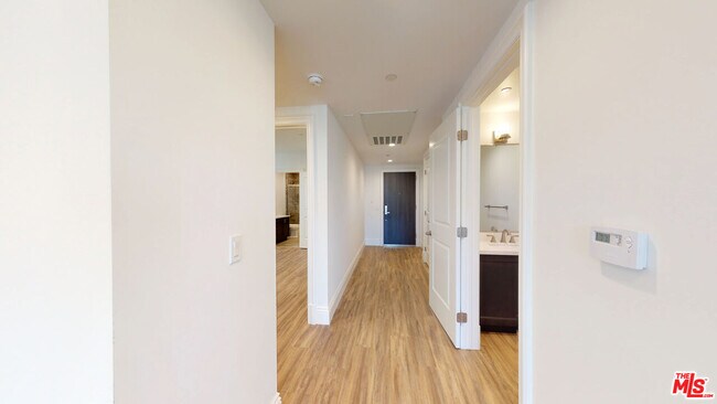 Photo - 8700 Chalmers Dr Condo Unit 301
