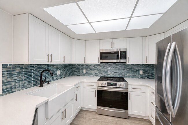 Photo - 4155 N Haverhill Rd Unit 1420