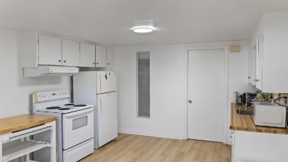 Photo - 23 Wexford St Unit Room 8