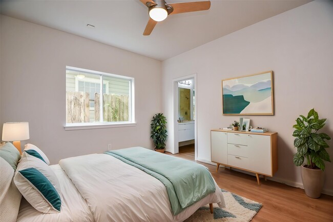 Photo - 92 Dennis St Unit B