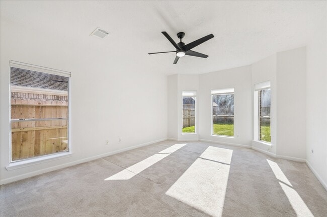 Photo - 315 Vantage Pointe Cir