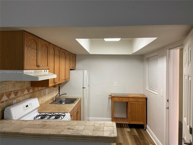 Photo - 1014 Salzedo St Condo Unit 310