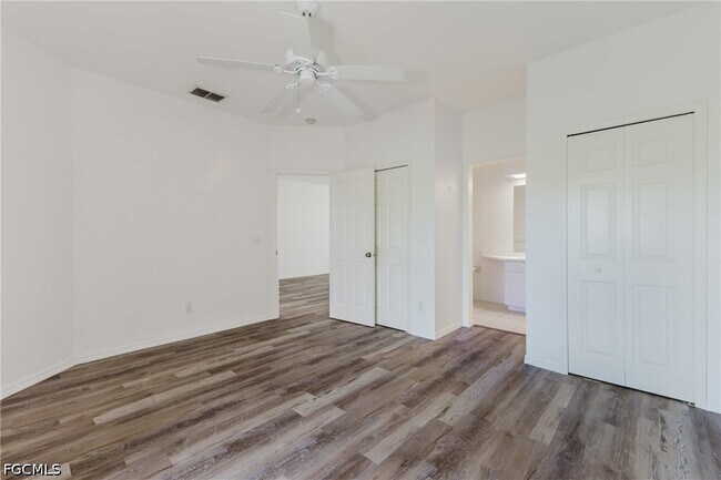 Photo - 5612 Rose Garden Rd Unit 204