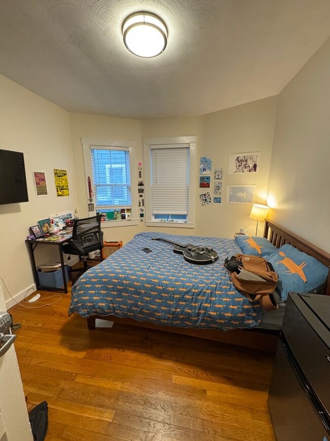 Photo - ALLSTON HOUSE FOR RENT ~ 6 BED/3 BATH ON SAWYER TERRACE FOR 9/1