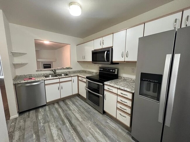 Photo - 6170 Colony Cir