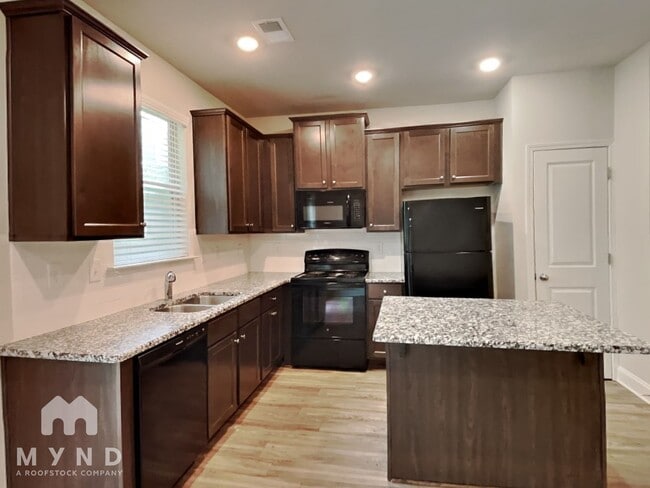 Photo - 3413 Sumersbe court