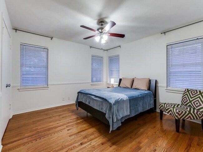 Photo - 306 Thompson Dr