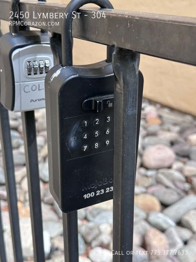 Photo - 2450 Lymbery St