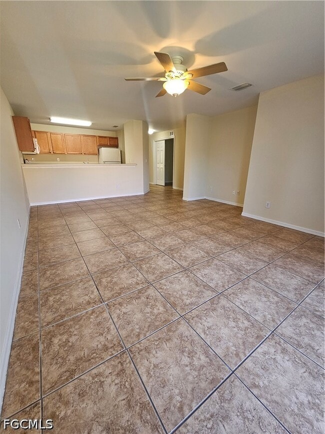 490 Bell Blvd