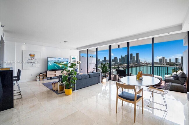 Photo - 1000 Venetian Way Unidad 1108