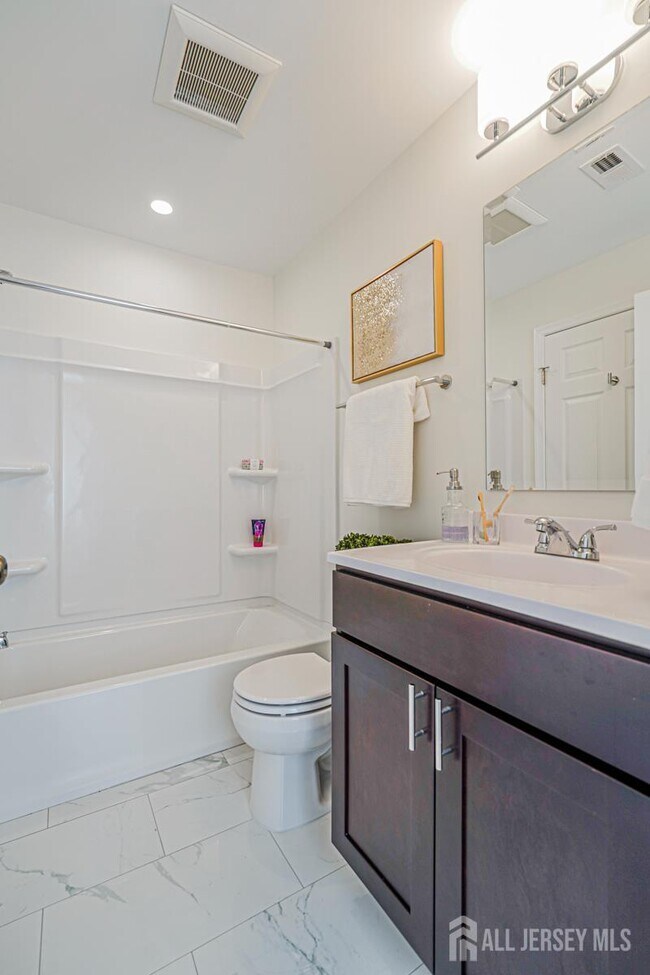 Photo - 1227 Waterford Dr