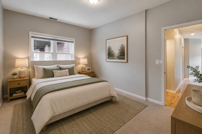 Photo - 1267 N Honore St Unit Apt 1