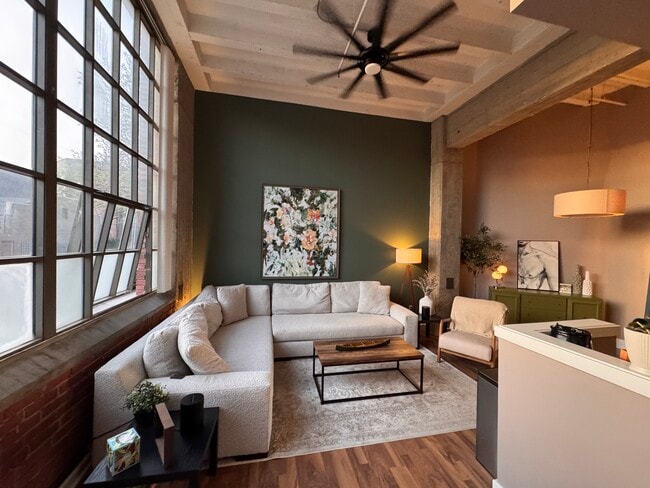 Photo - 611 N Park Ave Unit 114