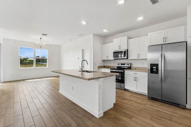 Photo - 2770 NE Breezeway Cir