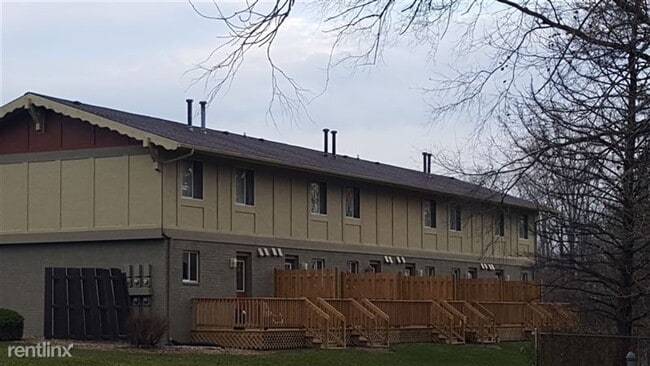 Photo - Turner Drive Apartments