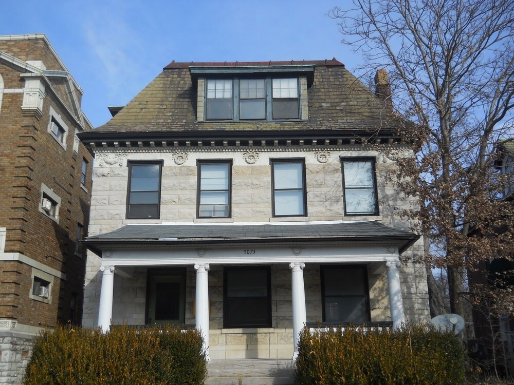 Photo - 5073-5096 Waterman Blvd