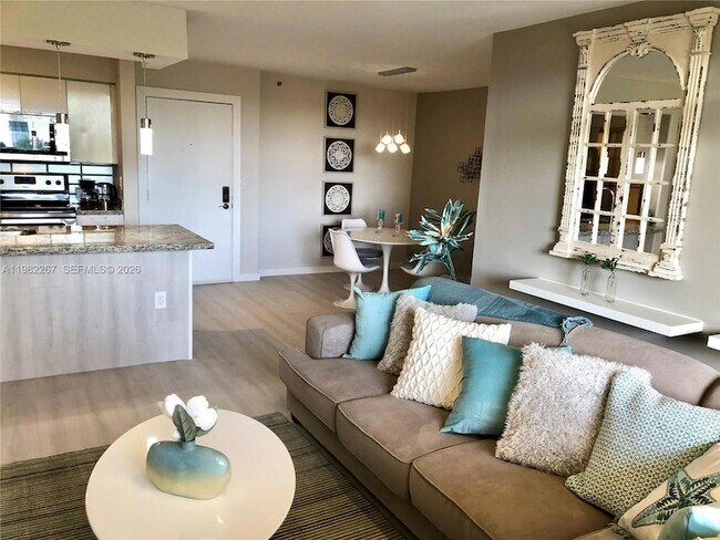 19999 E Country Club Dr Unit 1405