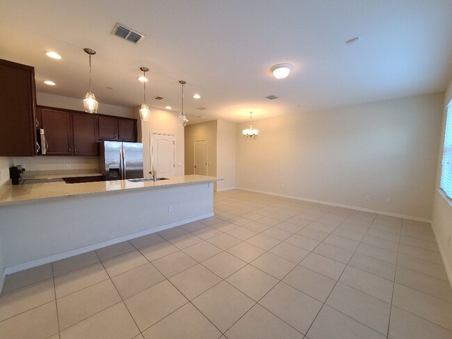 Photo - 1039 Taramundi Dr