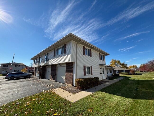 Building Photo - 234 Whidah Ct Unit 234