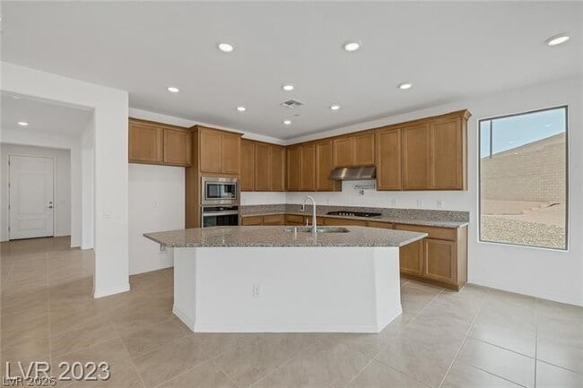 Photo - 10 Sun Lily Ln