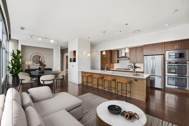 Building Photo - One University Circle