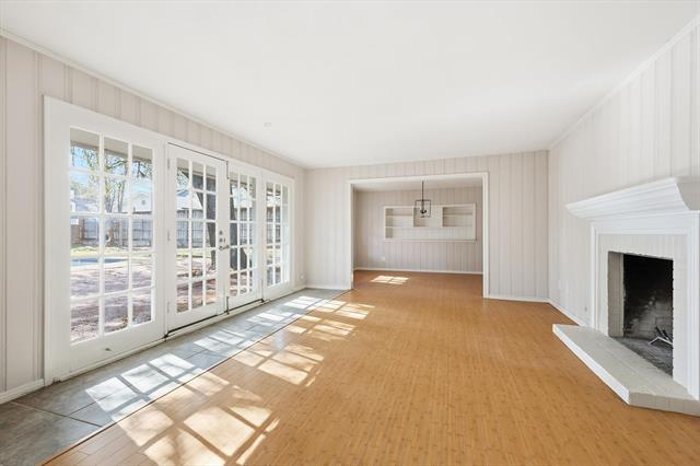 Photo - 6838 Lupton Dr