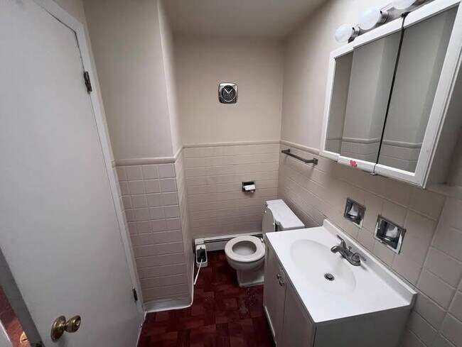 Photo - 3117 48th Ct